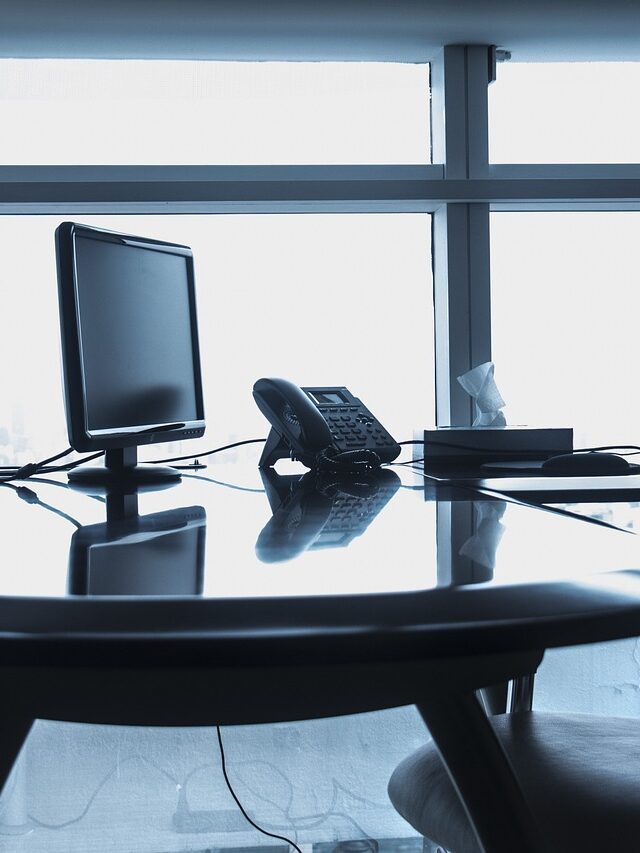 office, job, computer-2009693.jpg